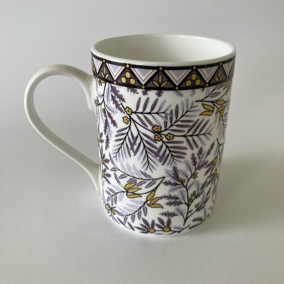 Cressida Bell for the Natural History Museum Mug - Picture 3 of 8